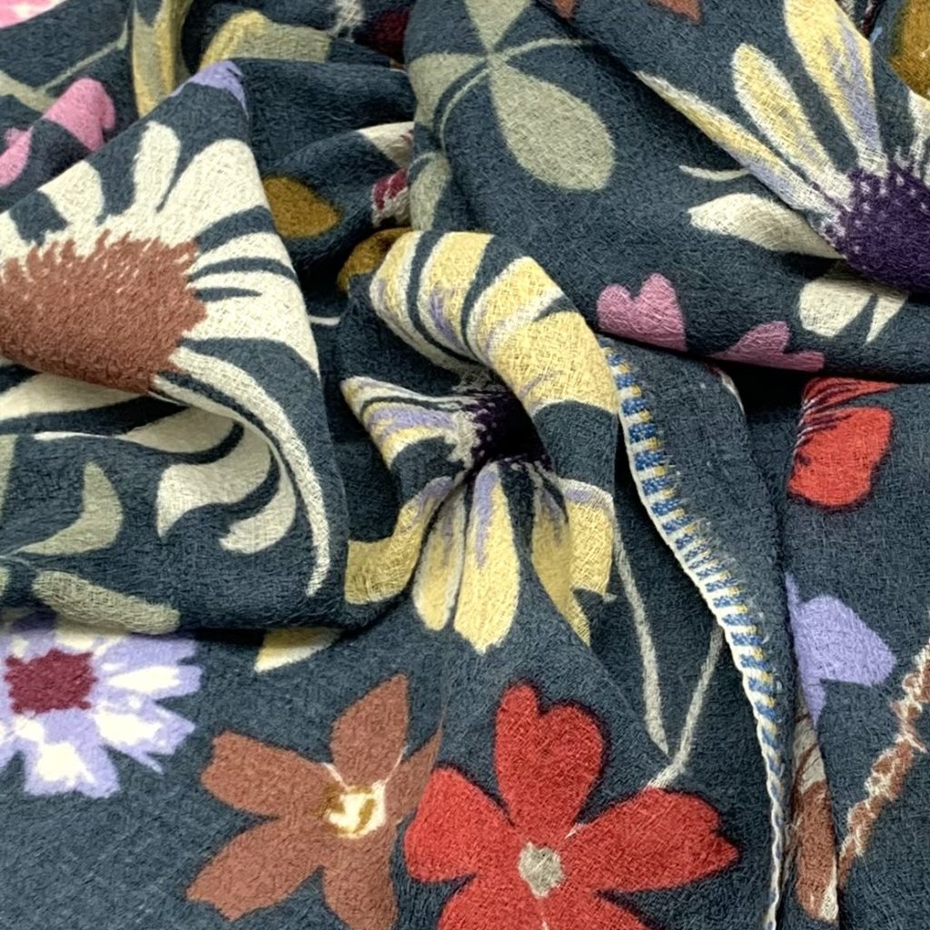 Epice Paris - Tuch Wolle Flowers - pine