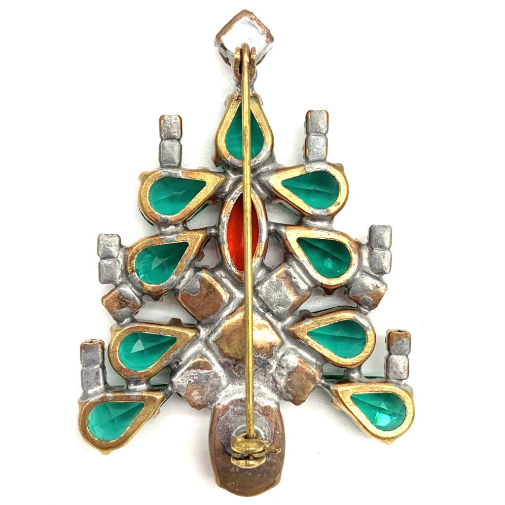 Weihnachtsbaum Brosche - A26