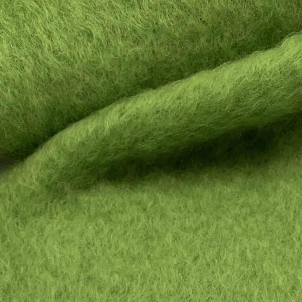 Mantas Ezcaray - Schal medium erbsgrün