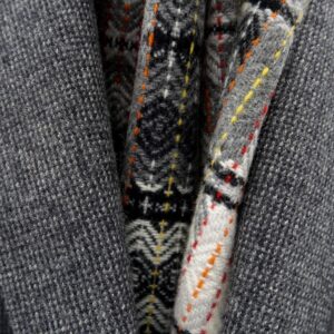 Molloy & Sons - Wollschal Fine Diamond - grau weiß