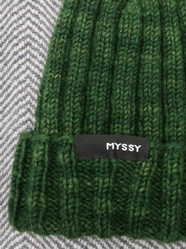 Myssy-Handgestrickte Wollmütze in grün