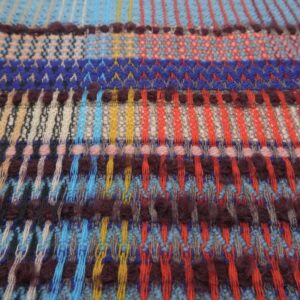 Gewebtes Tuch in Wolle und Mohair