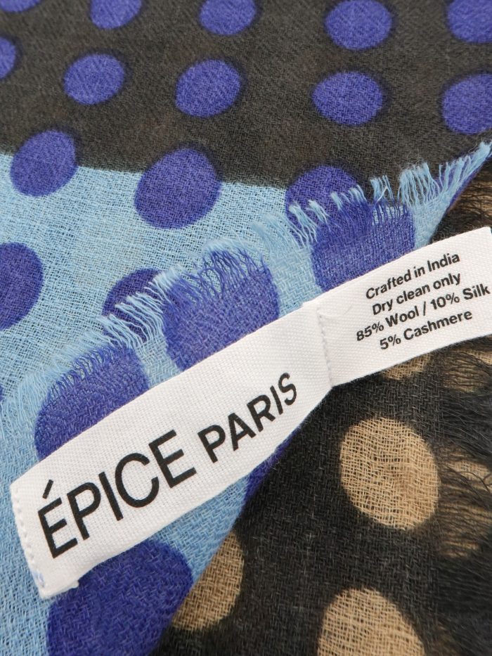 Tuch von Épice Paris mit Punkten und Streifen