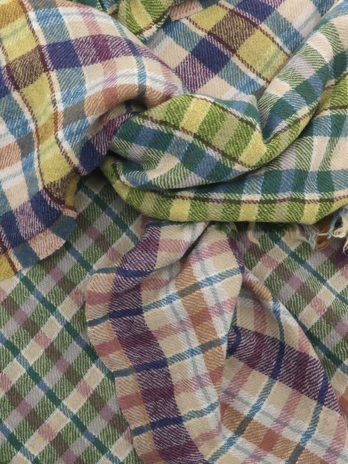 Quadratisches gemischt kariertes Wolltuch in gelb, bordeaux und rose