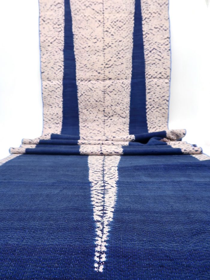 Großes Tuch in Indigo-Batik, handgemacht in Bangladesh